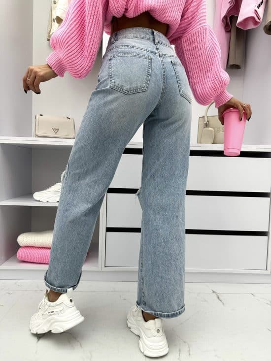 Mom Fit Jeans – Light Blue